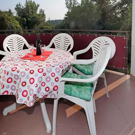 Apartment In Porec/istrien 38512 Porec